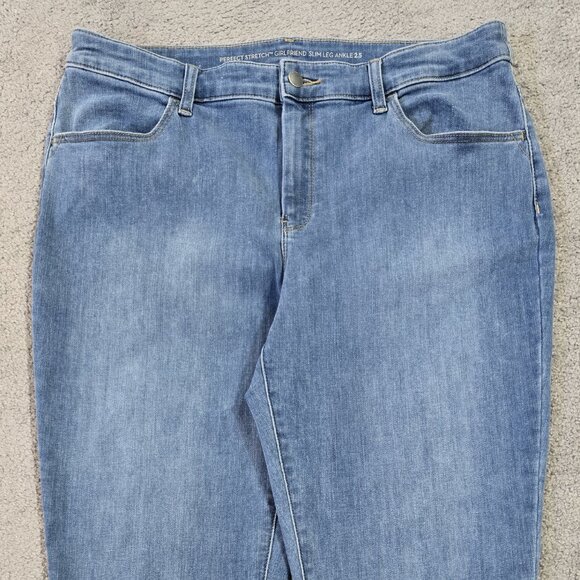 Chico's Perfect Stretch Girlfriend Slim Leg Ankle Jeans Medium Wash Capsule - Picture 4 of 9
